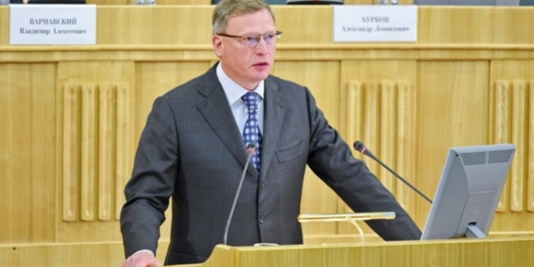 Александр Бурков выступает с отчетом в Законодательном собрании: увеличился валовый продукт, доходы бюджета Александр Бурков выступает с отчетом в Законодательном собрании: увеличился валовый продукт, доходы бюджета