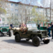 Росгвардейцы поздравили омского ветерана с 9 Мая парадом во дворе дома