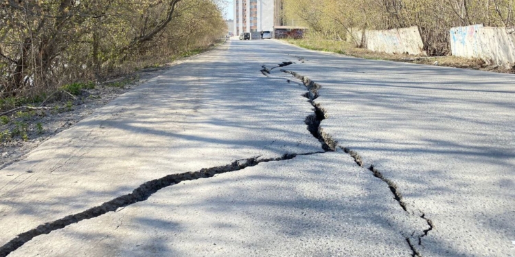 Движение транспорта по улице Тюменской в Омске запретят Движение транспорта по улице Тюменской в Омске запретят
